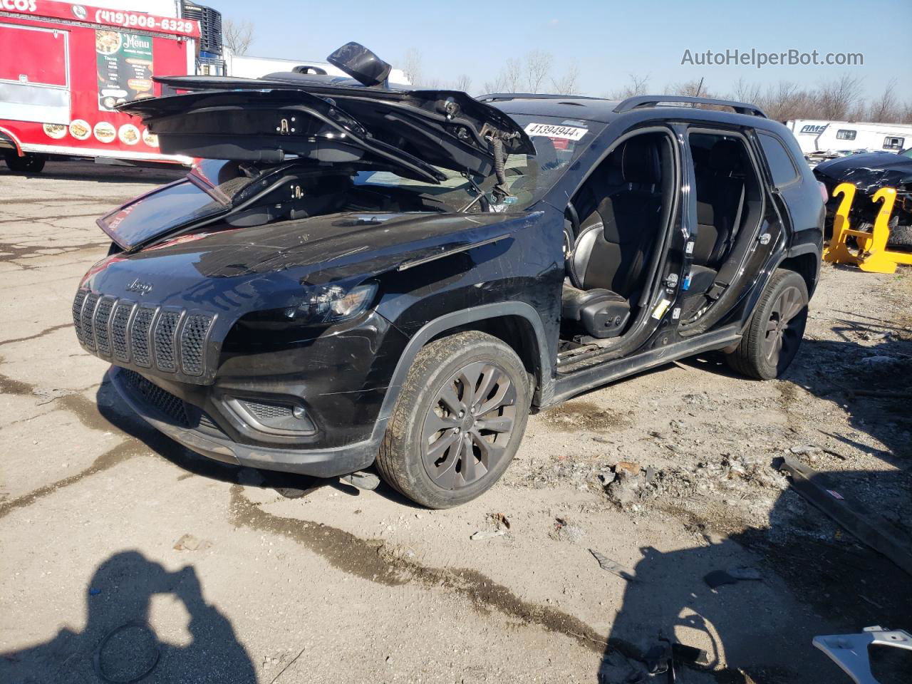 2021 Jeep Cherokee Latitude Lux Черный vin: 1C4PJLMX0MD113160