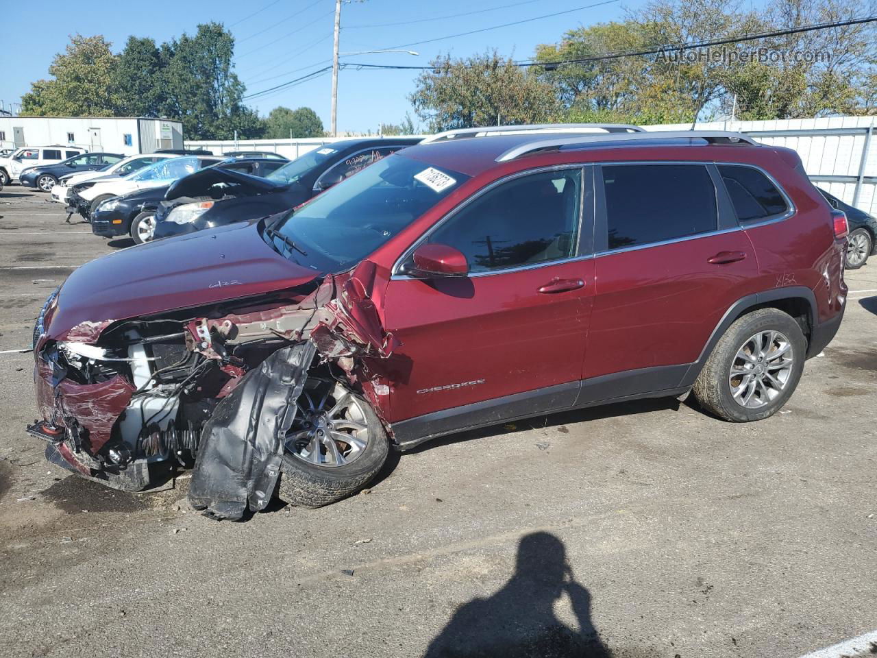 2021 Jeep Cherokee Latitude Lux Burgundy vin: 1C4PJLMX1MD150749