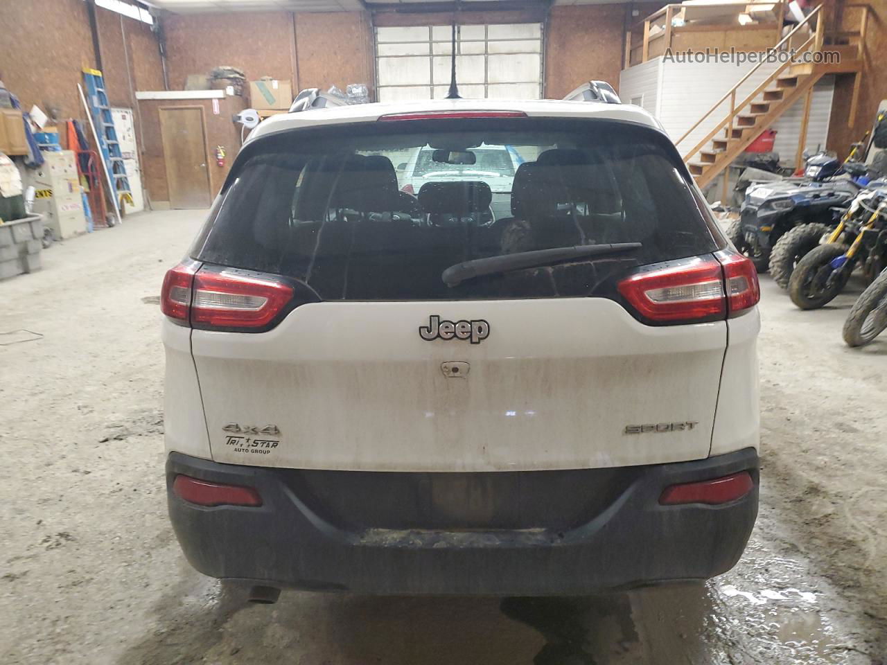 2015 Jeep Cherokee Sport White vin: 1C4PJMAB4FW773417