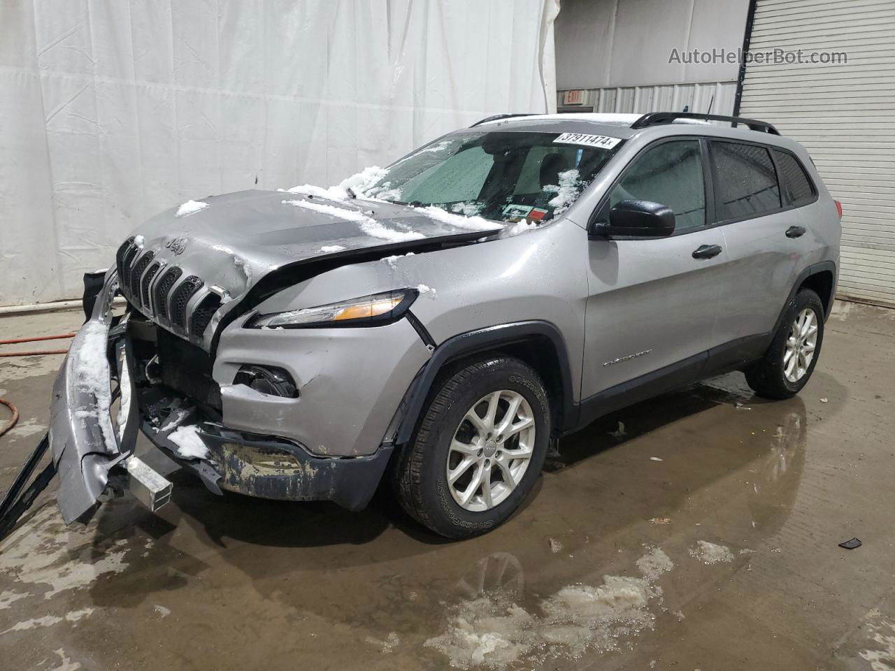 2016 Jeep Cherokee Sport Серебряный vin: 1C4PJMAS0GW296034