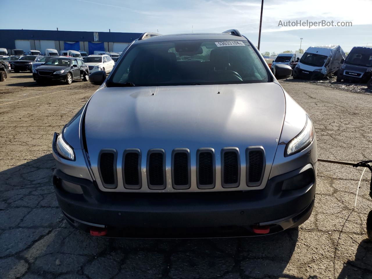 2014 Jeep Cherokee Trailhawk Silver vin: 1C4PJMBBXEW180786