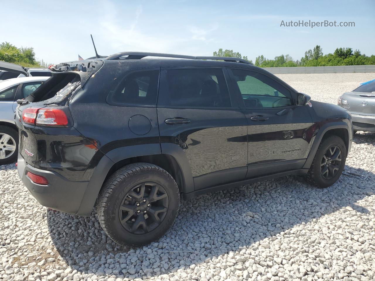 2016 Jeep Cherokee Trailhawk Black vin: 1C4PJMBS0GW378036