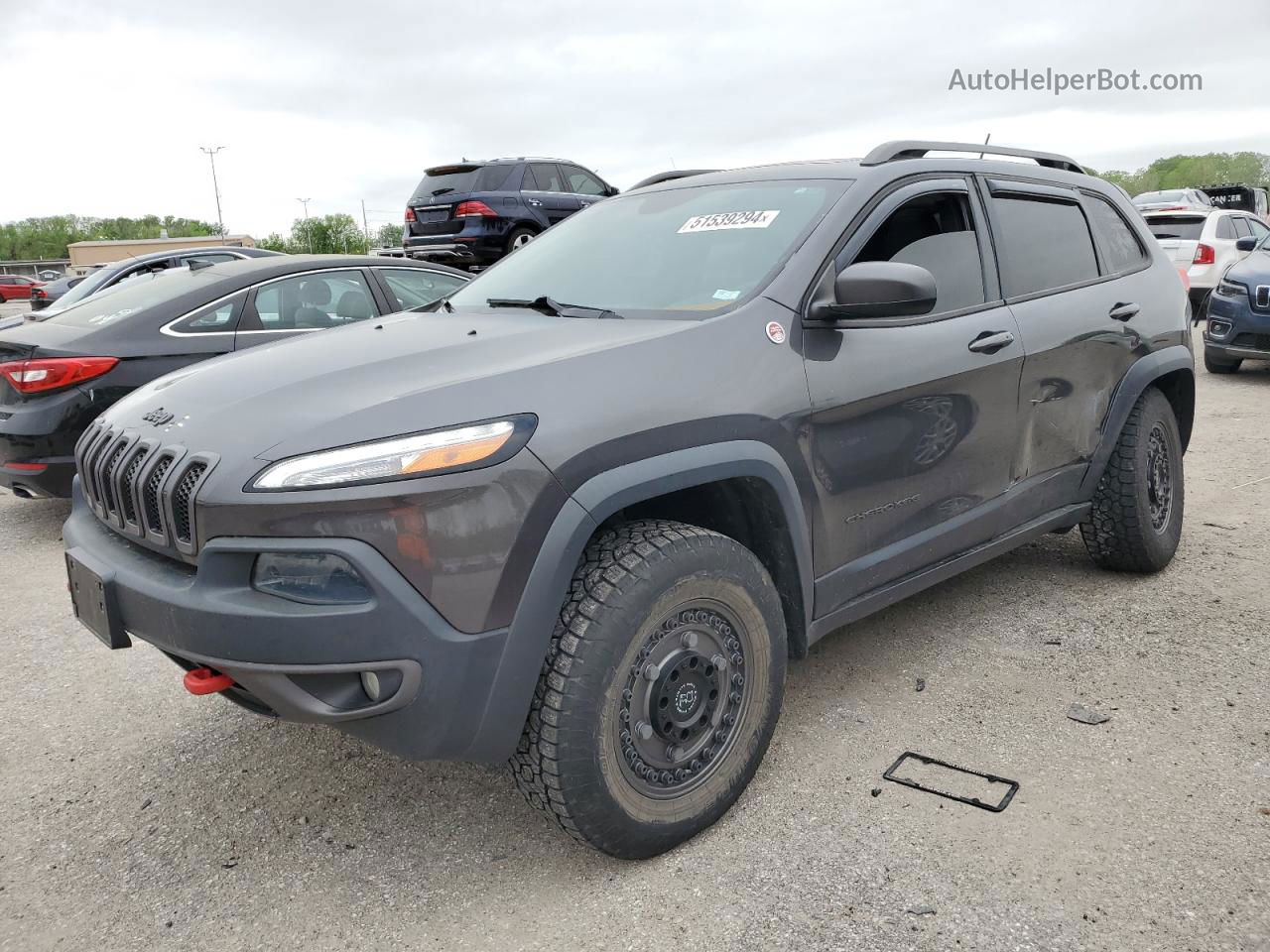 2015 Jeep Cherokee Trailhawk Gray vin: 1C4PJMBS3FW699423