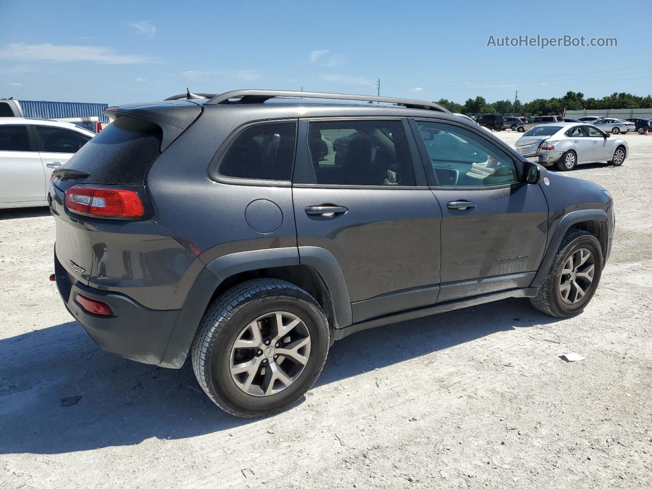 2016 Jeep Cherokee Trailhawk Gray vin: 1C4PJMBS3GW143517