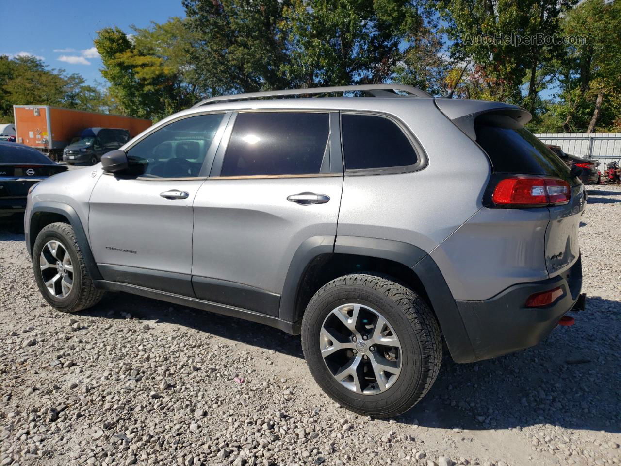 2014 Jeep Cherokee Trailhawk Silver vin: 1C4PJMBS5EW193266