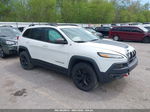 2016 Jeep Cherokee Trailhawk White vin: 1C4PJMBS5GW280104