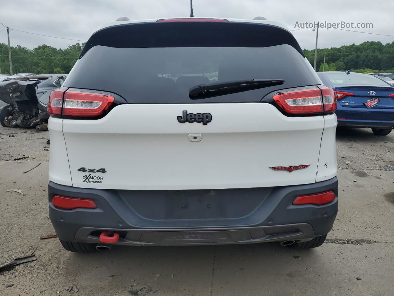 2015 Jeep Cherokee Trailhawk White vin: 1C4PJMBS7FW512264