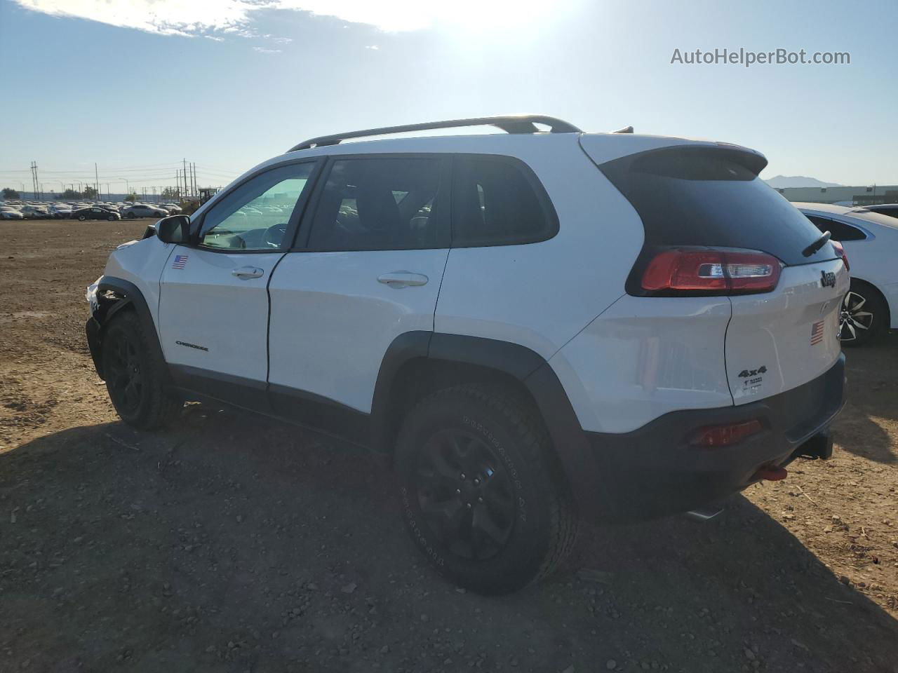 2016 Jeep Cherokee Trailhawk White vin: 1C4PJMBS7GW359158