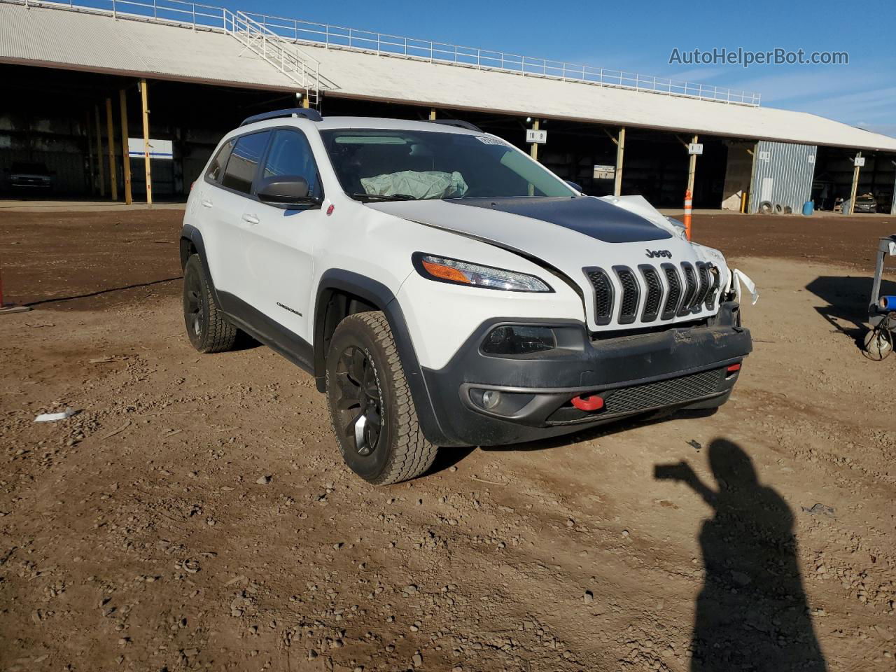 2016 Jeep Cherokee Trailhawk White vin: 1C4PJMBS7GW359158