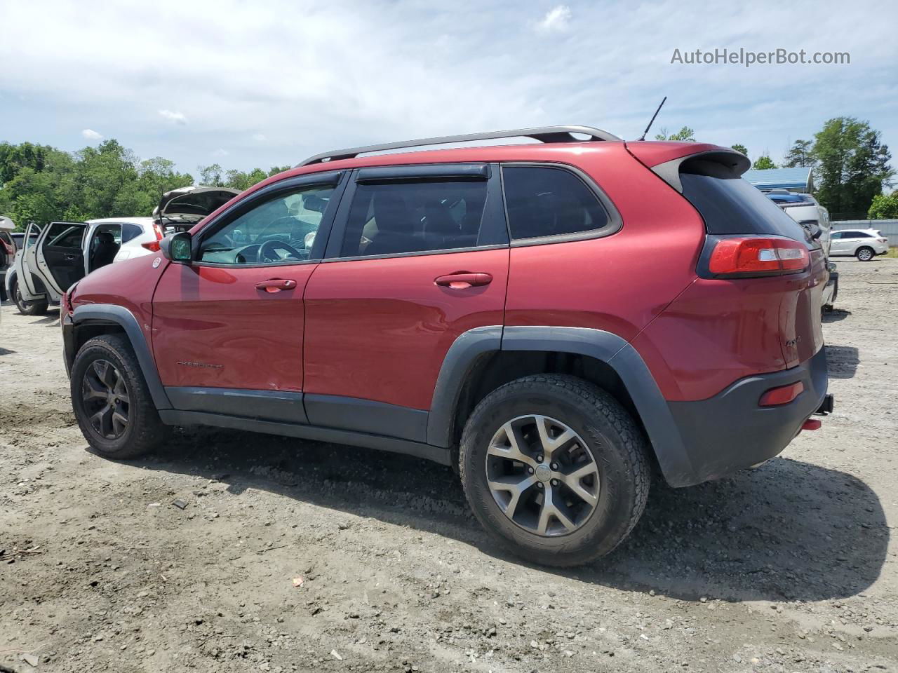 2015 Jeep Cherokee Trailhawk Red vin: 1C4PJMBS8FW778523