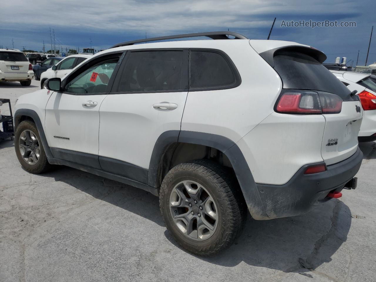 2019 Jeep Cherokee Trailhawk White vin: 1C4PJMBX0KD132295