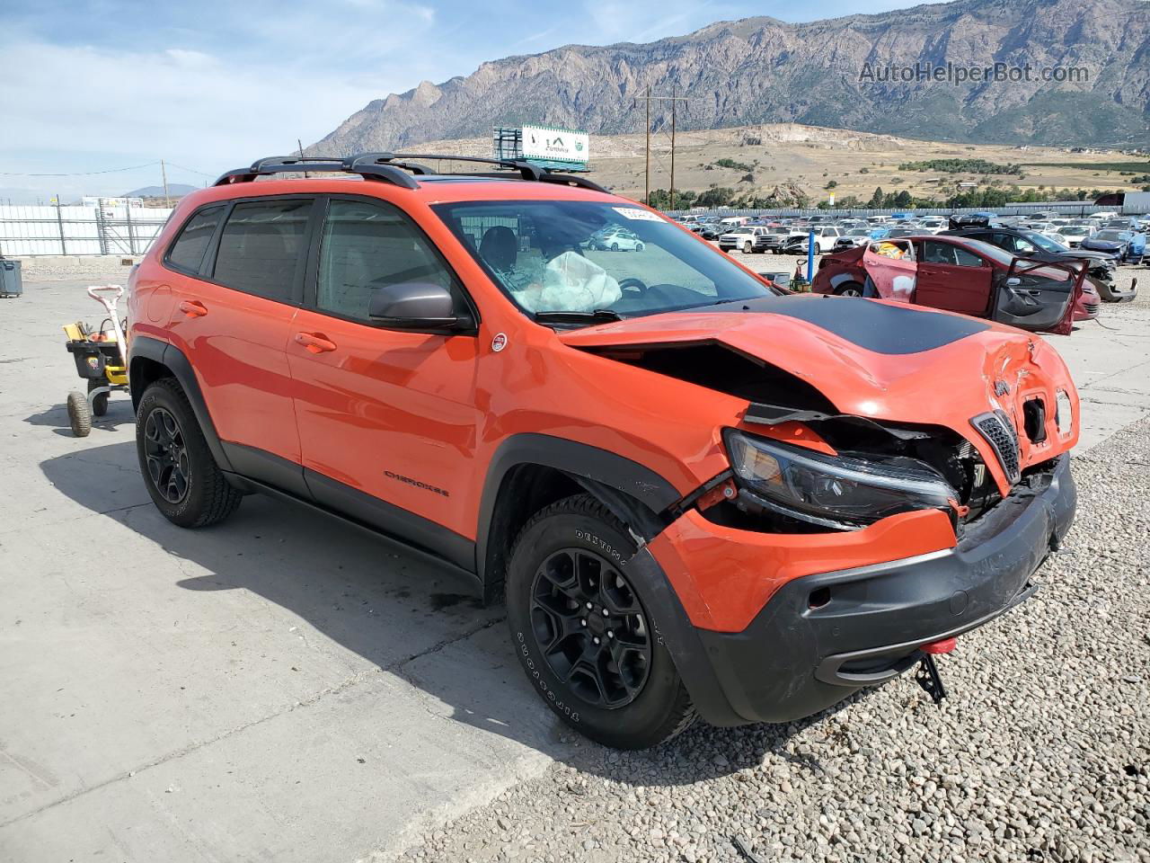 2021 Jeep Cherokee Trailhawk Orange vin: 1C4PJMBX2MD194753