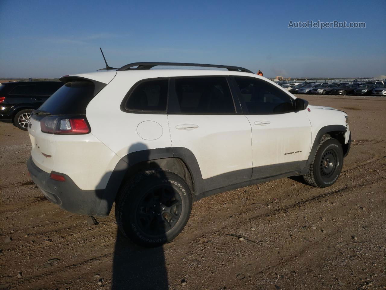 2021 Jeep Cherokee Trailhawk White vin: 1C4PJMBX2MD209929