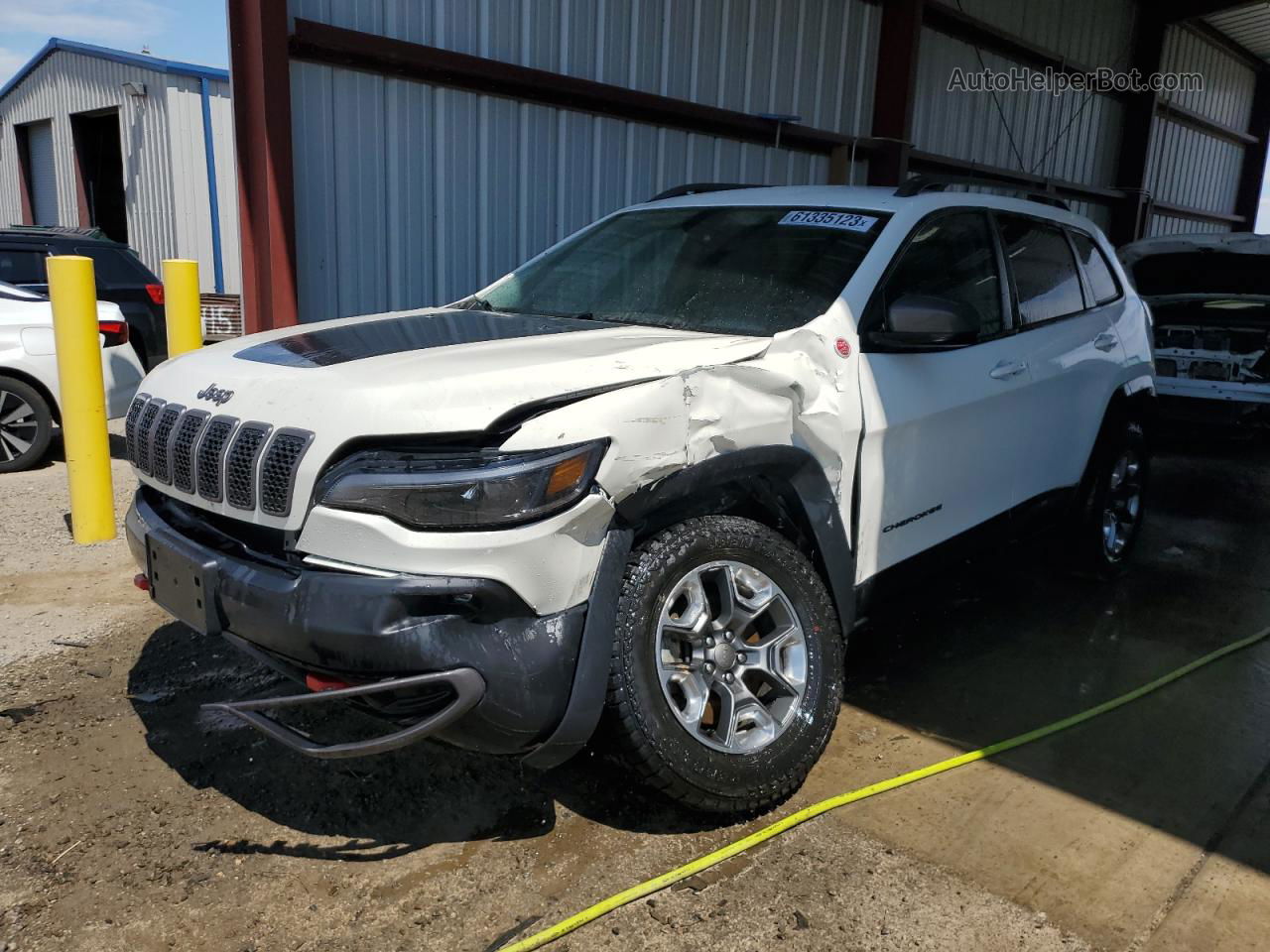 2019 Jeep Cherokee Trailhawk White vin: 1C4PJMBX5KD198146