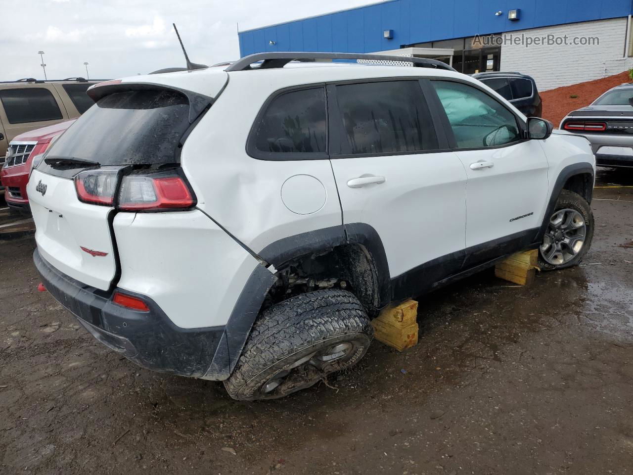 2019 Jeep Cherokee Trailhawk White vin: 1C4PJMBXXKD421815