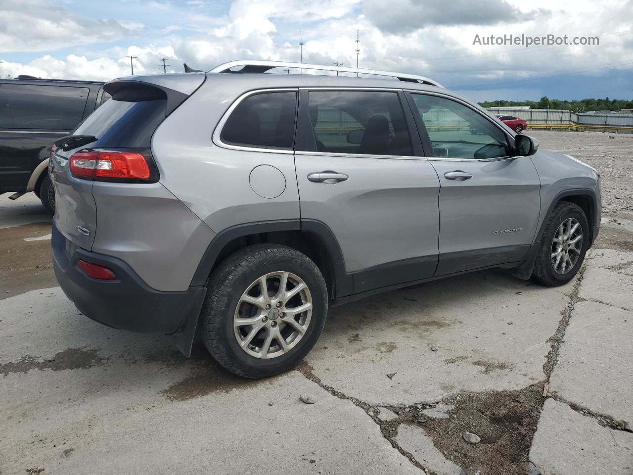 2014 Jeep Cherokee Latitude Gray vin: 1C4PJMCB0EW247667