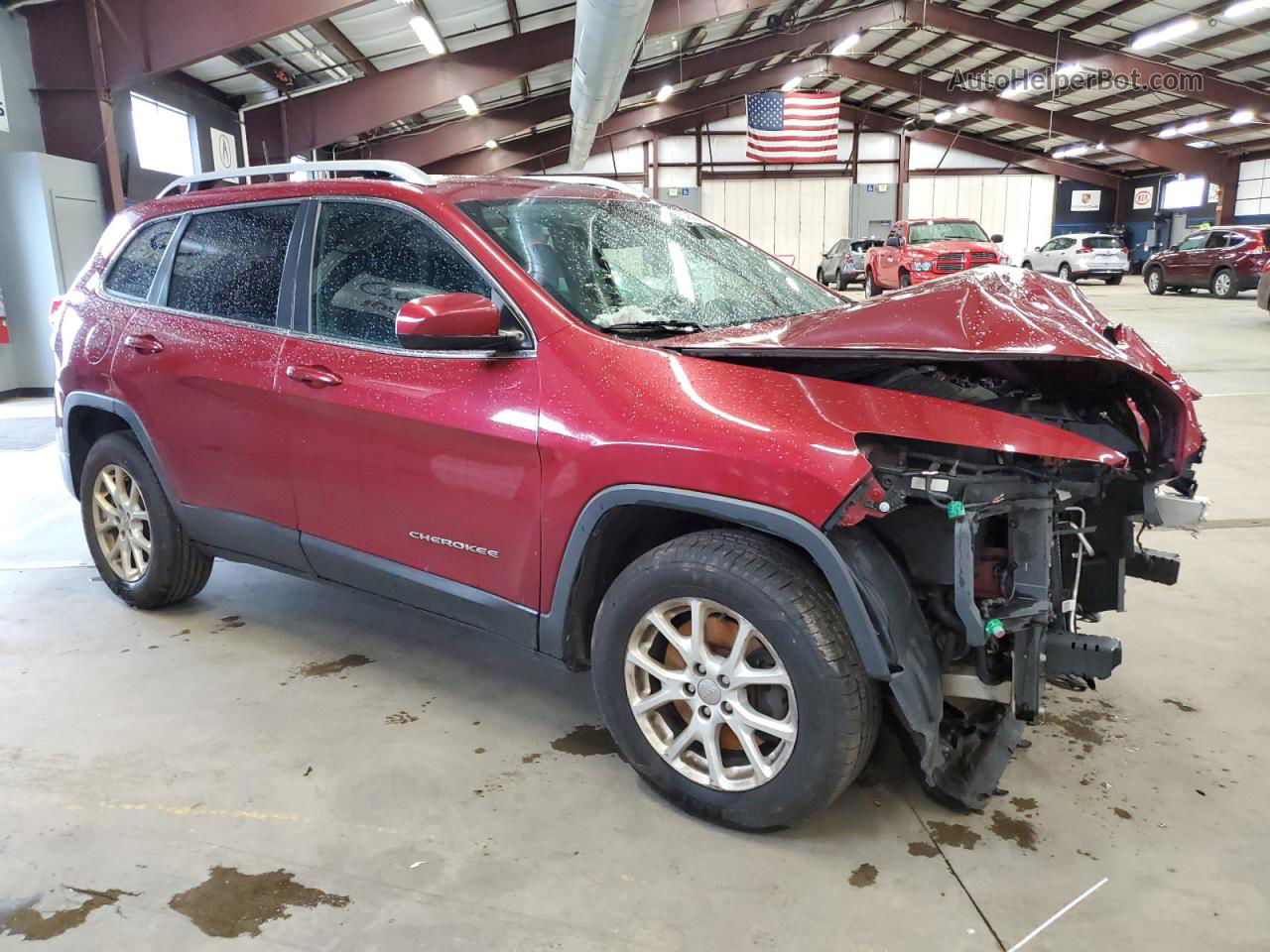 2016 Jeep Cherokee Latitude Maroon vin: 1C4PJMCB0GW203400