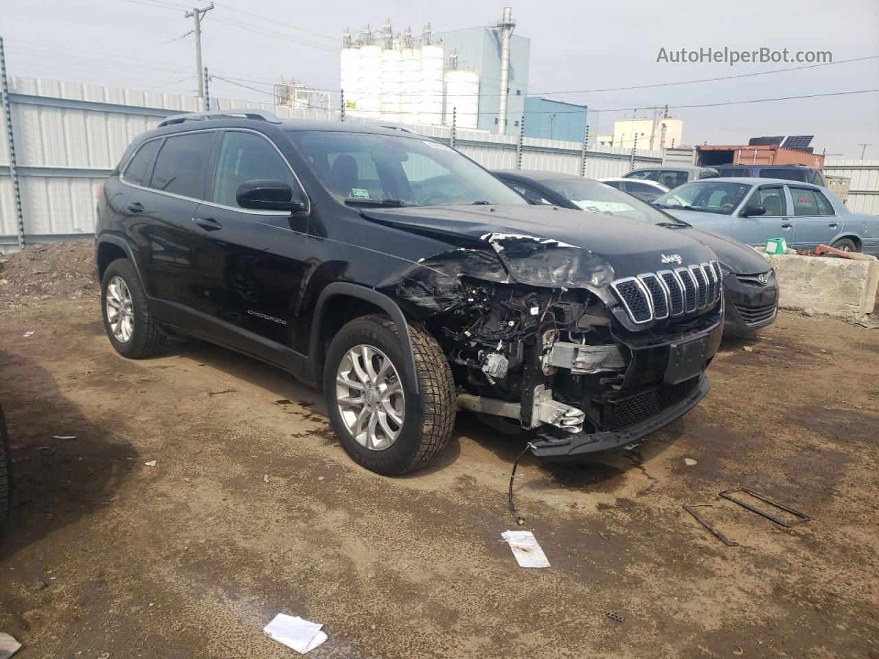 2019 Jeep Cherokee Latitude Black vin: 1C4PJMCB0KD307339