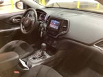 2021 Jeep Cherokee Latitude vin: 1C4PJMCB0MD218292