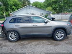 2019 Jeep Cherokee Latitude 4x4 Champagne vin: 1C4PJMCB1KD212109