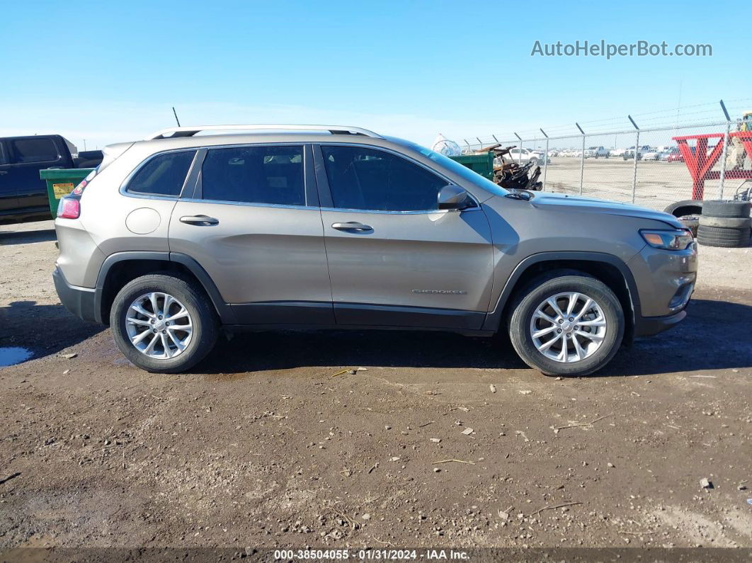 2019 Jeep Cherokee Latitude 4x4 Gold vin: 1C4PJMCB1KD424394