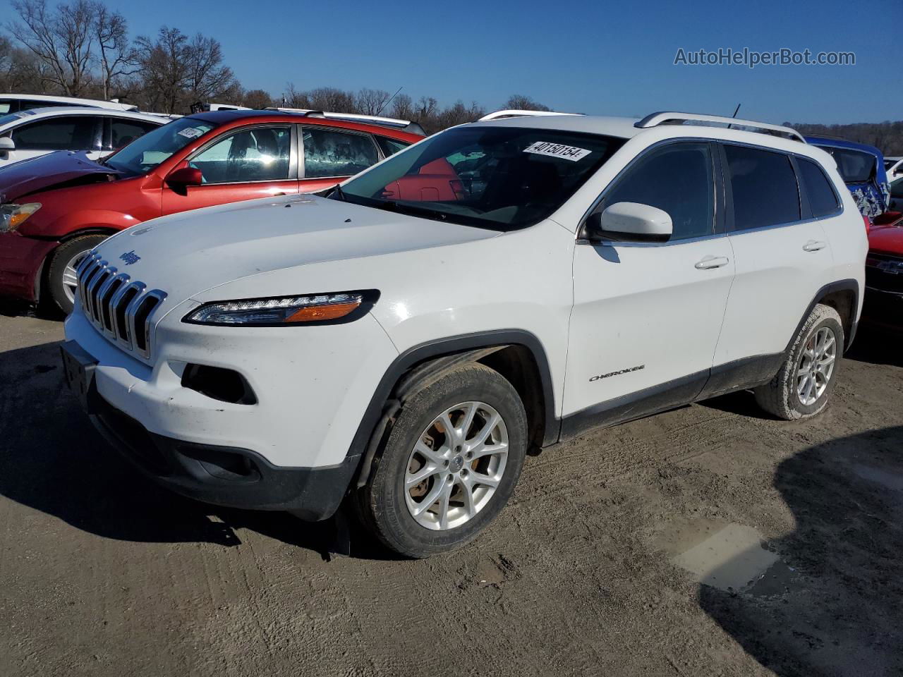 2015 Jeep Cherokee Latitude White vin: 1C4PJMCB2FW714721