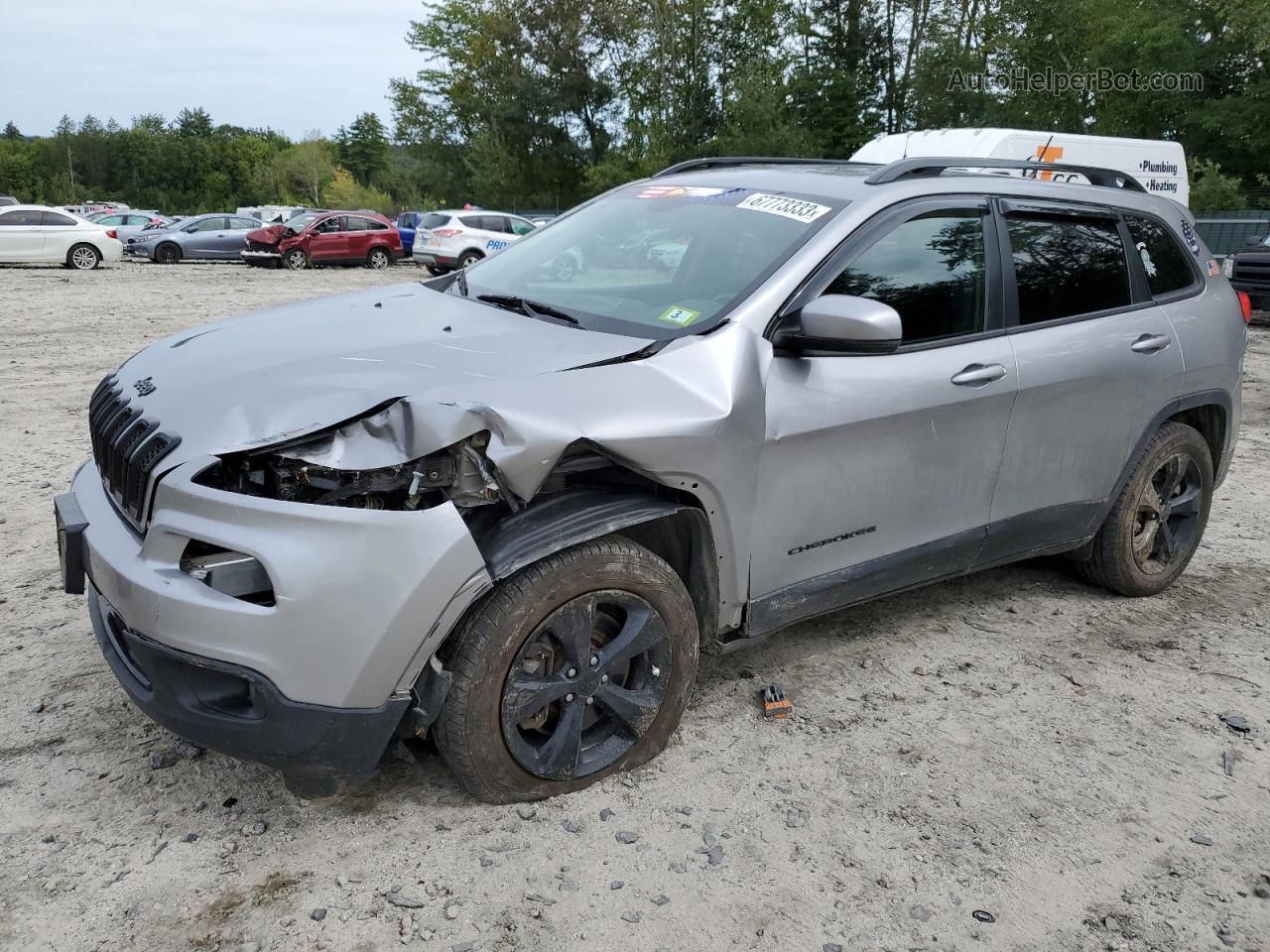 2016 Jeep Cherokee Latitude Silver vin: 1C4PJMCB2GW205522