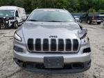 2016 Jeep Cherokee Latitude Серебряный vin: 1C4PJMCB2GW205522