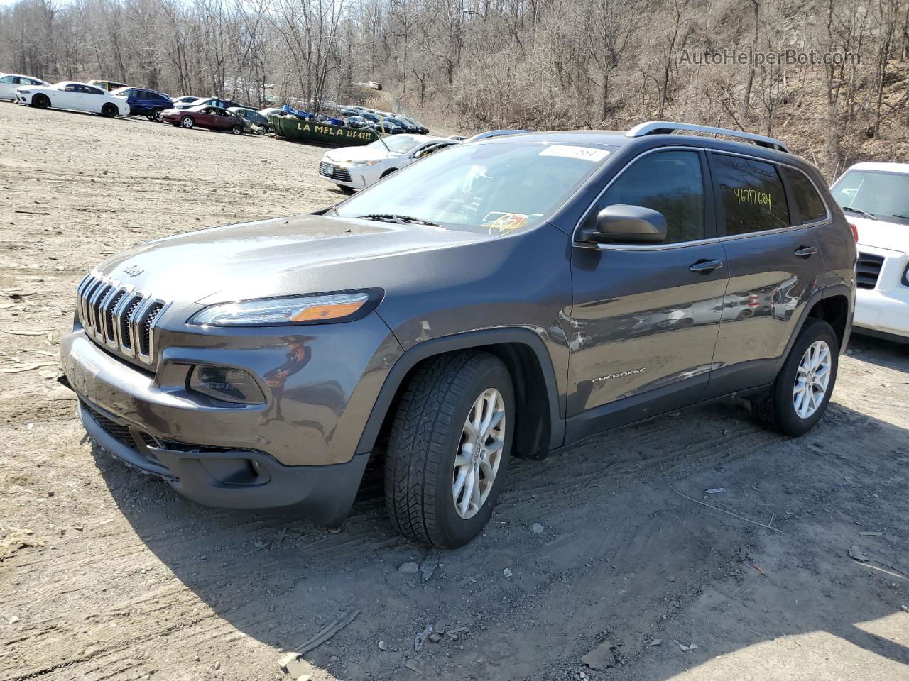 2016 Jeep Cherokee Latitude Gray vin: 1C4PJMCB2GW304146