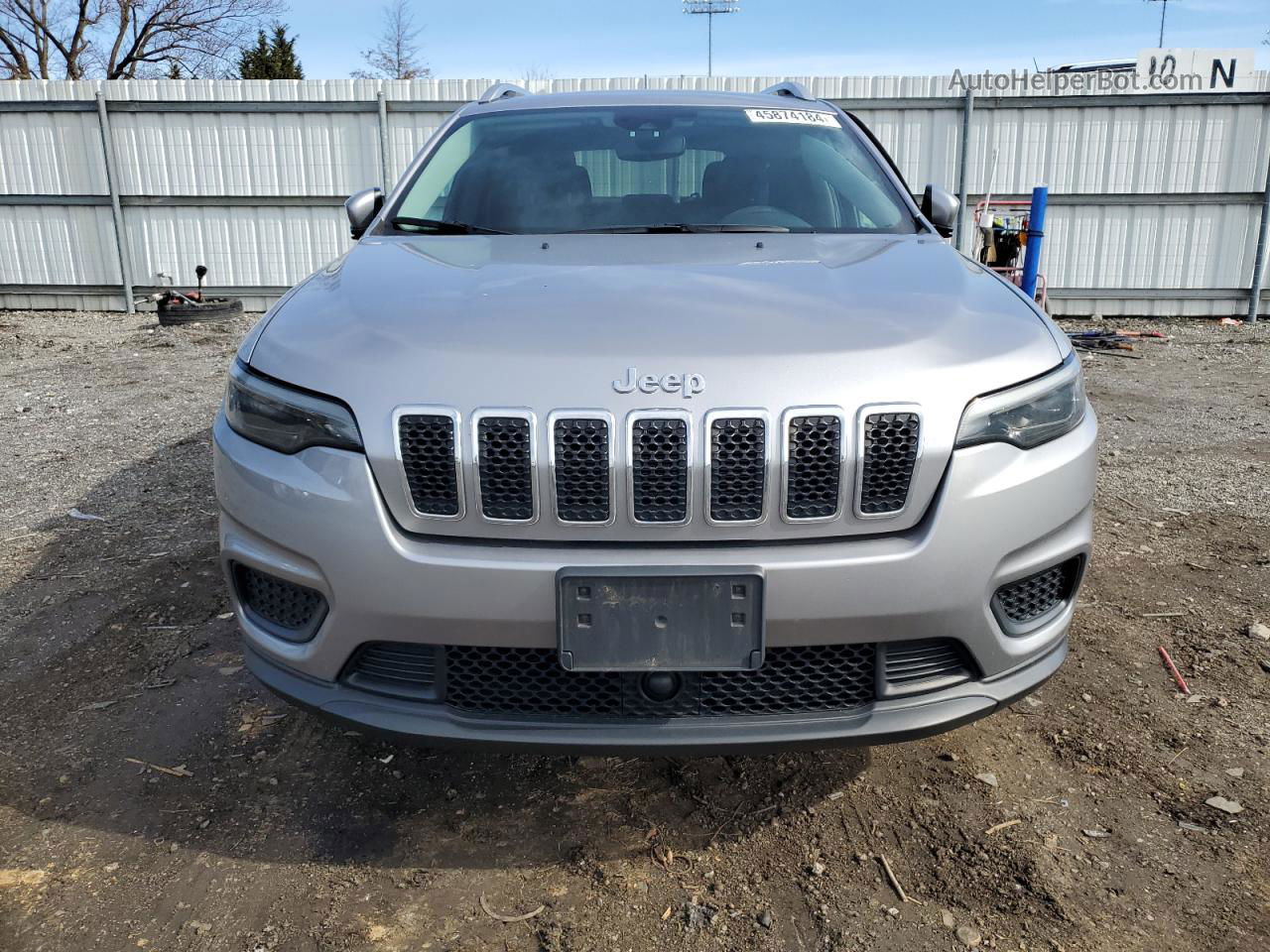 2021 Jeep Cherokee Latitude Серебряный vin: 1C4PJMCB2MD168320