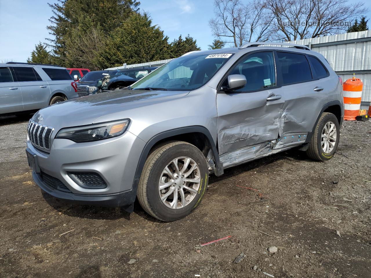 2021 Jeep Cherokee Latitude Silver vin: 1C4PJMCB2MD168320