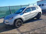 2016 Jeep Cherokee Latitude Gray vin: 1C4PJMCB3GW194109