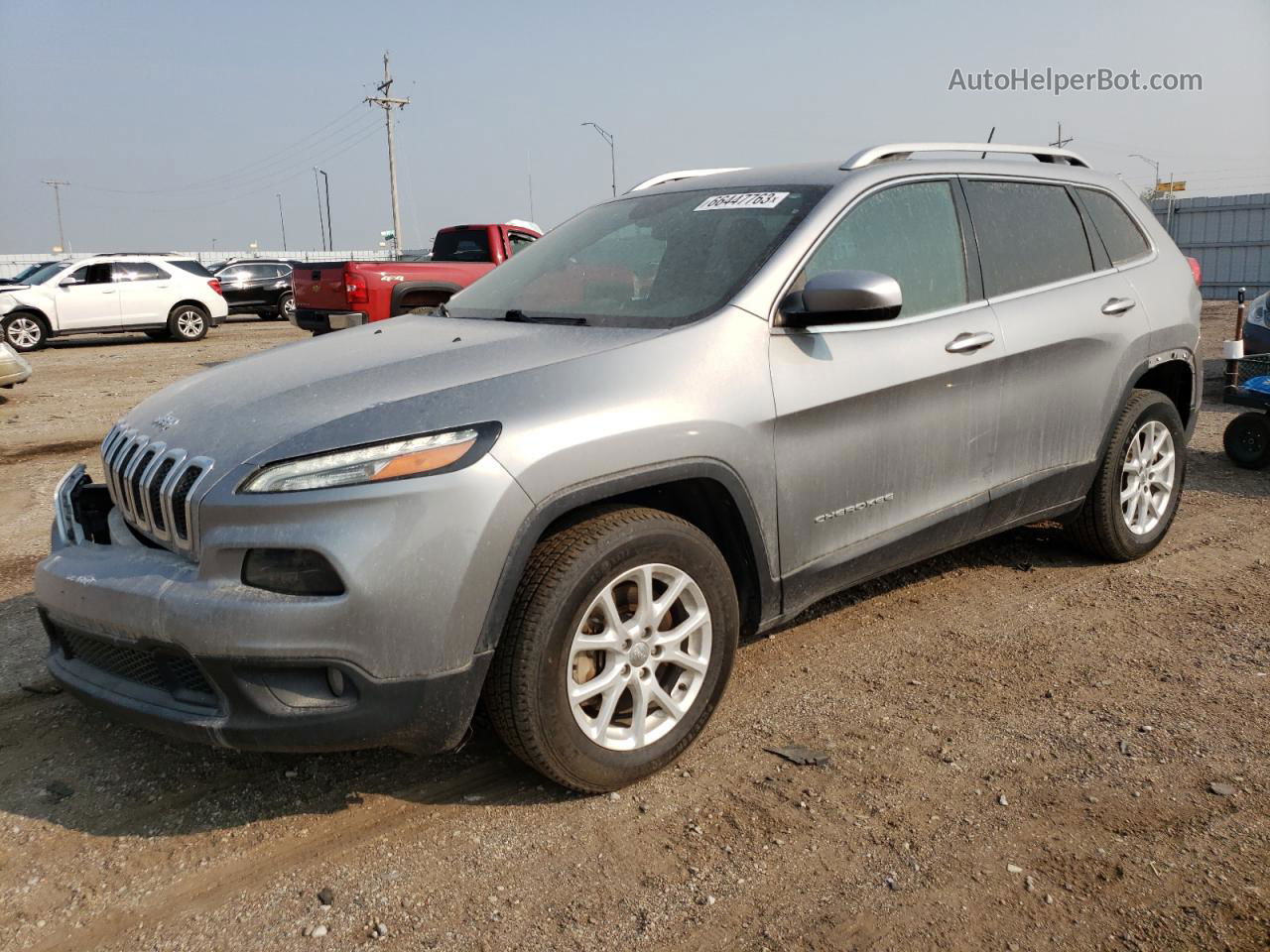 2016 Jeep Cherokee Latitude Silver vin: 1C4PJMCB3GW197138