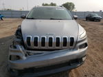 2016 Jeep Cherokee Latitude Серебряный vin: 1C4PJMCB3GW197138