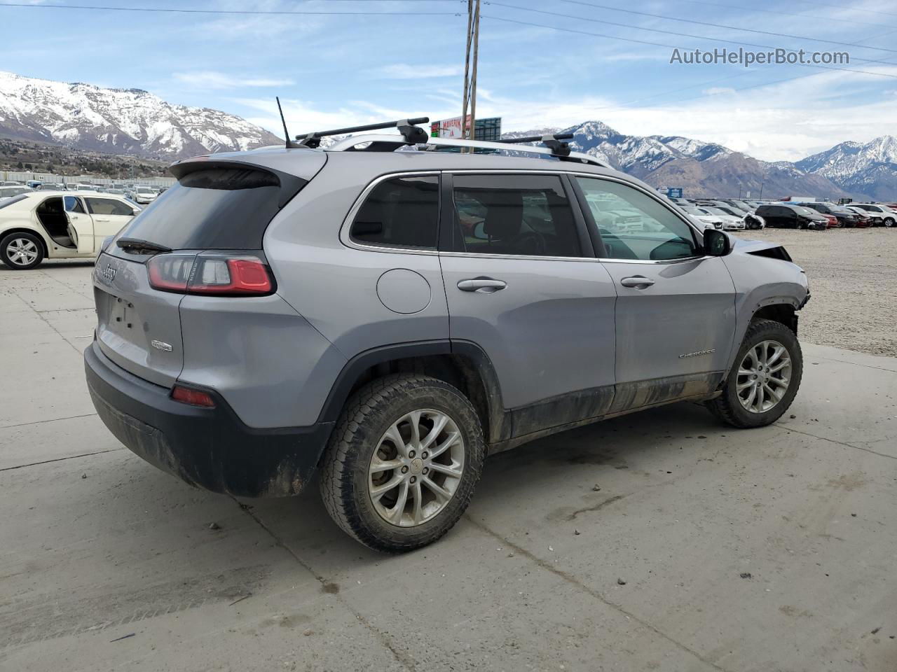 2019 Jeep Cherokee Latitude Серебряный vin: 1C4PJMCB3KD322935