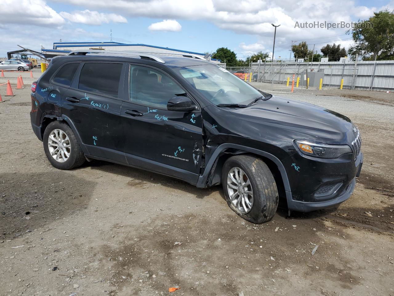 2021 Jeep Cherokee Latitude Черный vin: 1C4PJMCB3MD102035