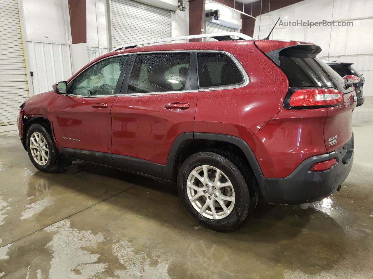 2016 Jeep Cherokee Latitude Burgundy vin: 1C4PJMCB4GW147672