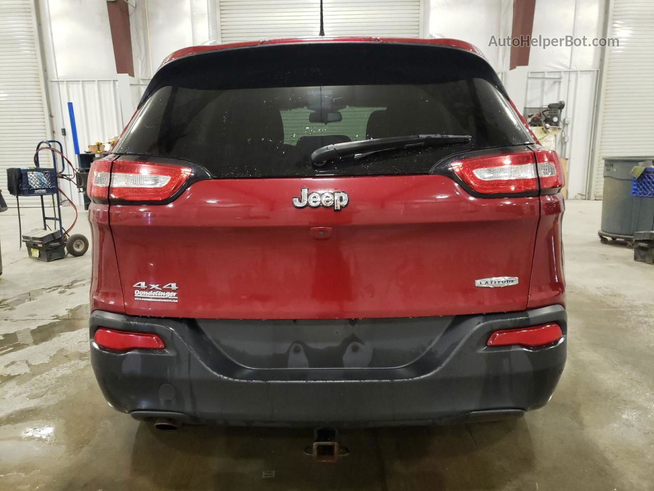 2016 Jeep Cherokee Latitude Burgundy vin: 1C4PJMCB4GW147672