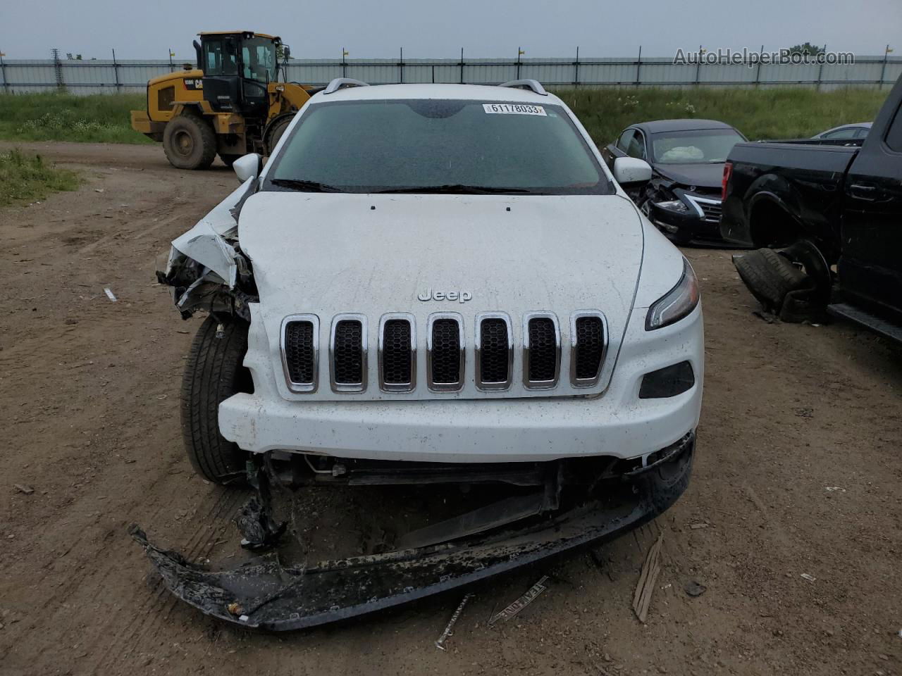 2015 Jeep Cherokee Latitude White vin: 1C4PJMCB6FW527076