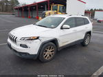 2016 Jeep Cherokee Latitude White vin: 1C4PJMCB6GW368240