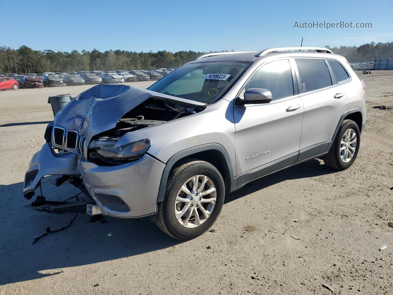 2019 Jeep Cherokee Latitude Silver vin: 1C4PJMCB6KD281569