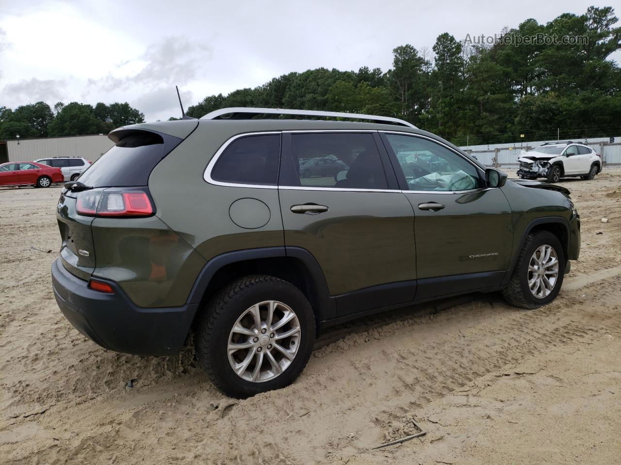 2019 Jeep Cherokee Latitude Зеленый vin: 1C4PJMCB7KD188446