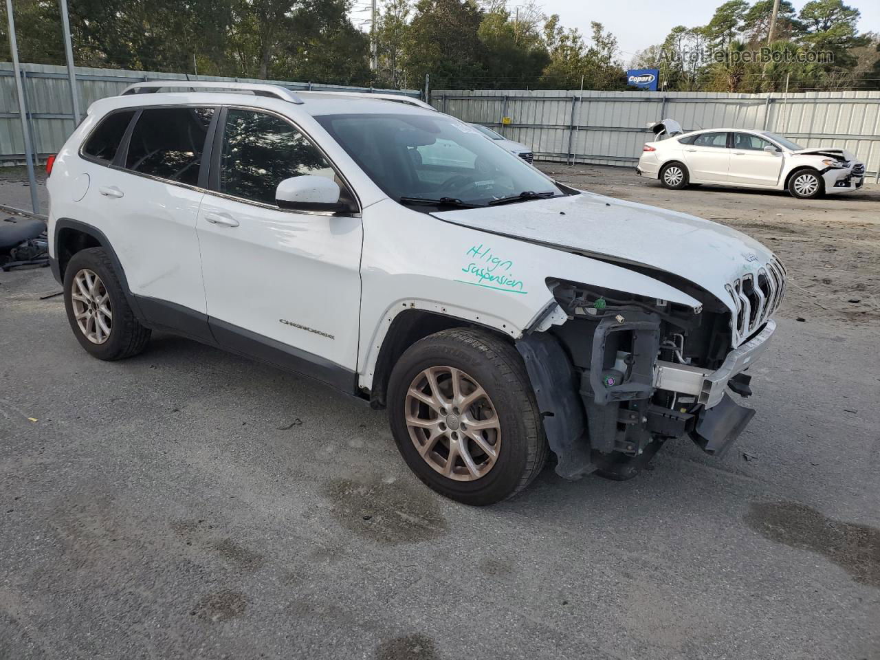 2015 Jeep Cherokee Latitude White vin: 1C4PJMCB8FW529234