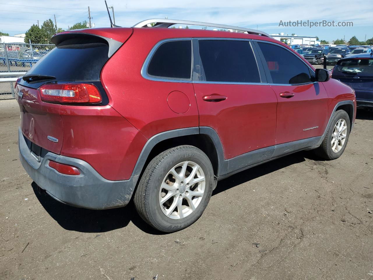 2016 Jeep Cherokee Latitude Maroon vin: 1C4PJMCB8GW181873