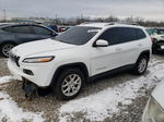 2016 Jeep Cherokee Latitude White vin: 1C4PJMCB8GW326734