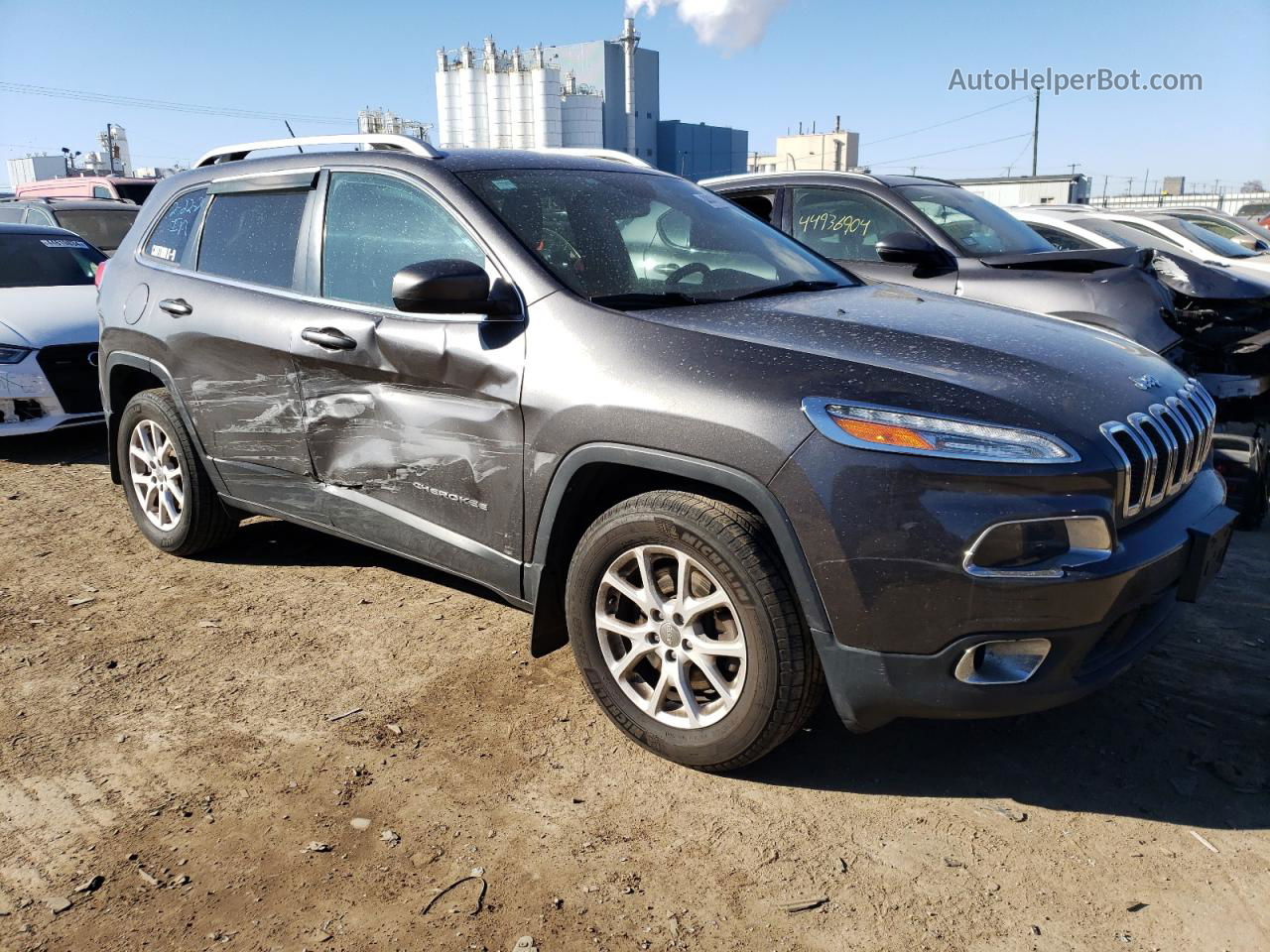 2016 Jeep Cherokee Latitude Gray vin: 1C4PJMCB8GW366439