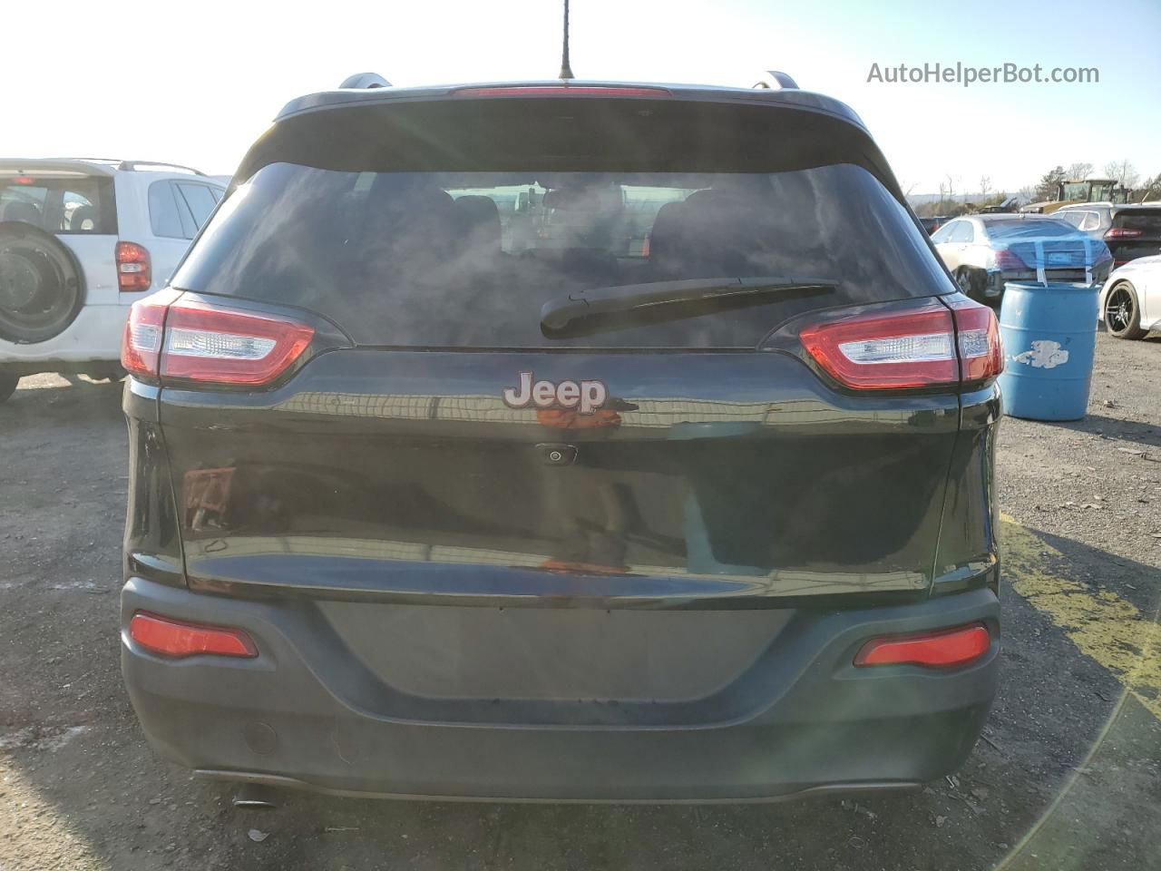 2016 Jeep Cherokee Latitude Черный vin: 1C4PJMCB9GW300868