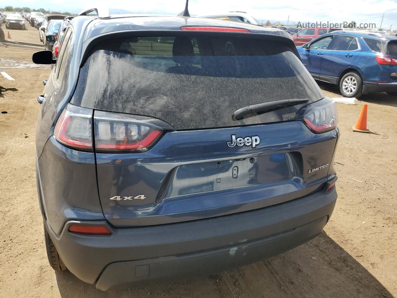 2019 Jeep Cherokee Latitude Blue vin: 1C4PJMCB9KD379849