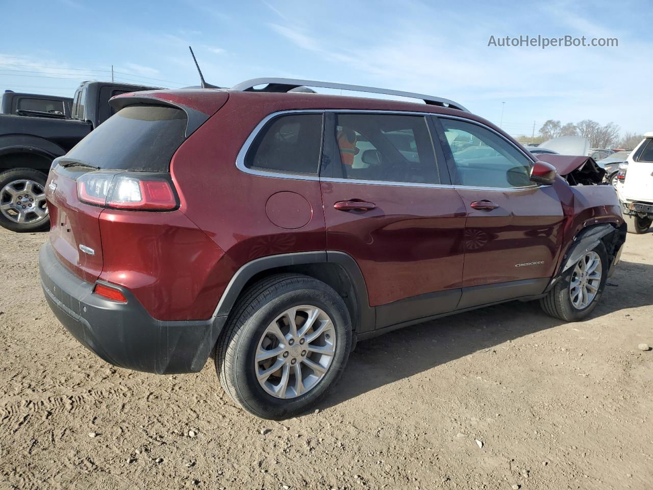 2019 Jeep Cherokee Latitude Бордовый vin: 1C4PJMCBXKD379472