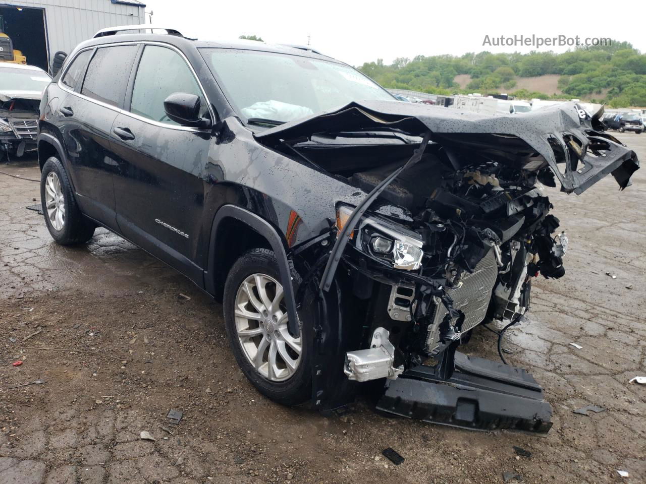 2019 Jeep Cherokee Latitude Черный vin: 1C4PJMCBXKD413071